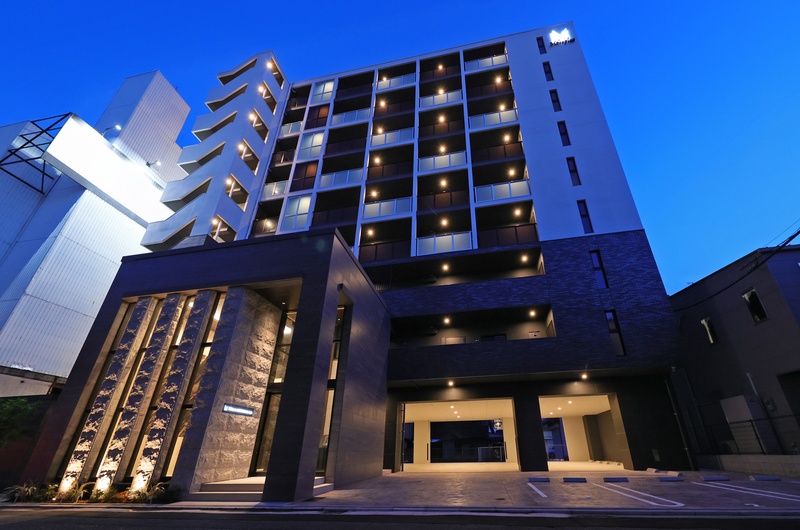 M the be KOKURA Entrada